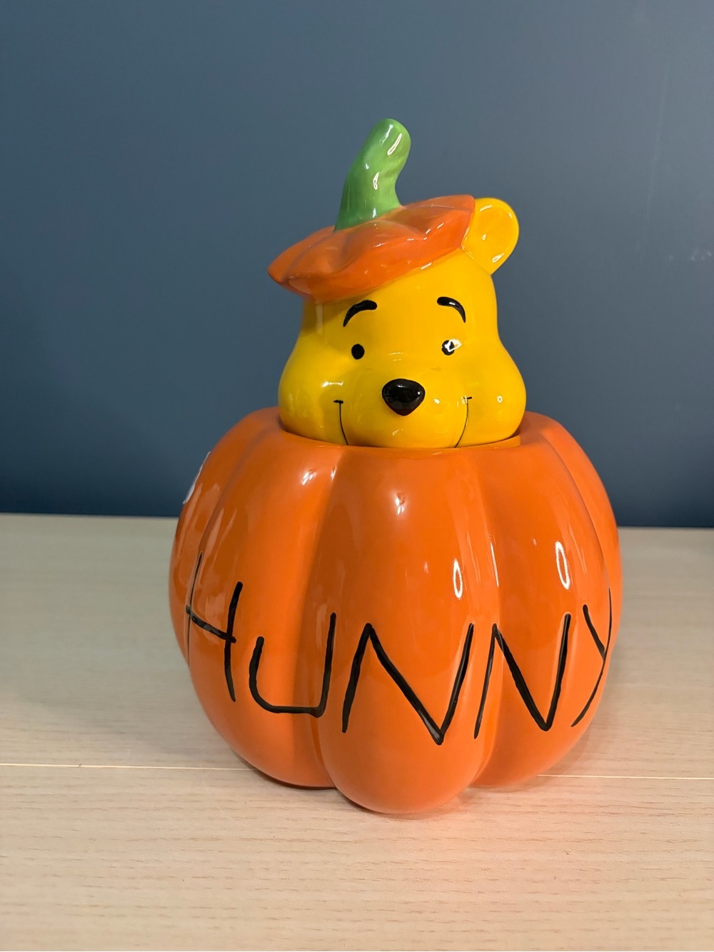 Disney Winnie the Pooh Pumpkin 'Hunny' Ceramic Cookie Jar